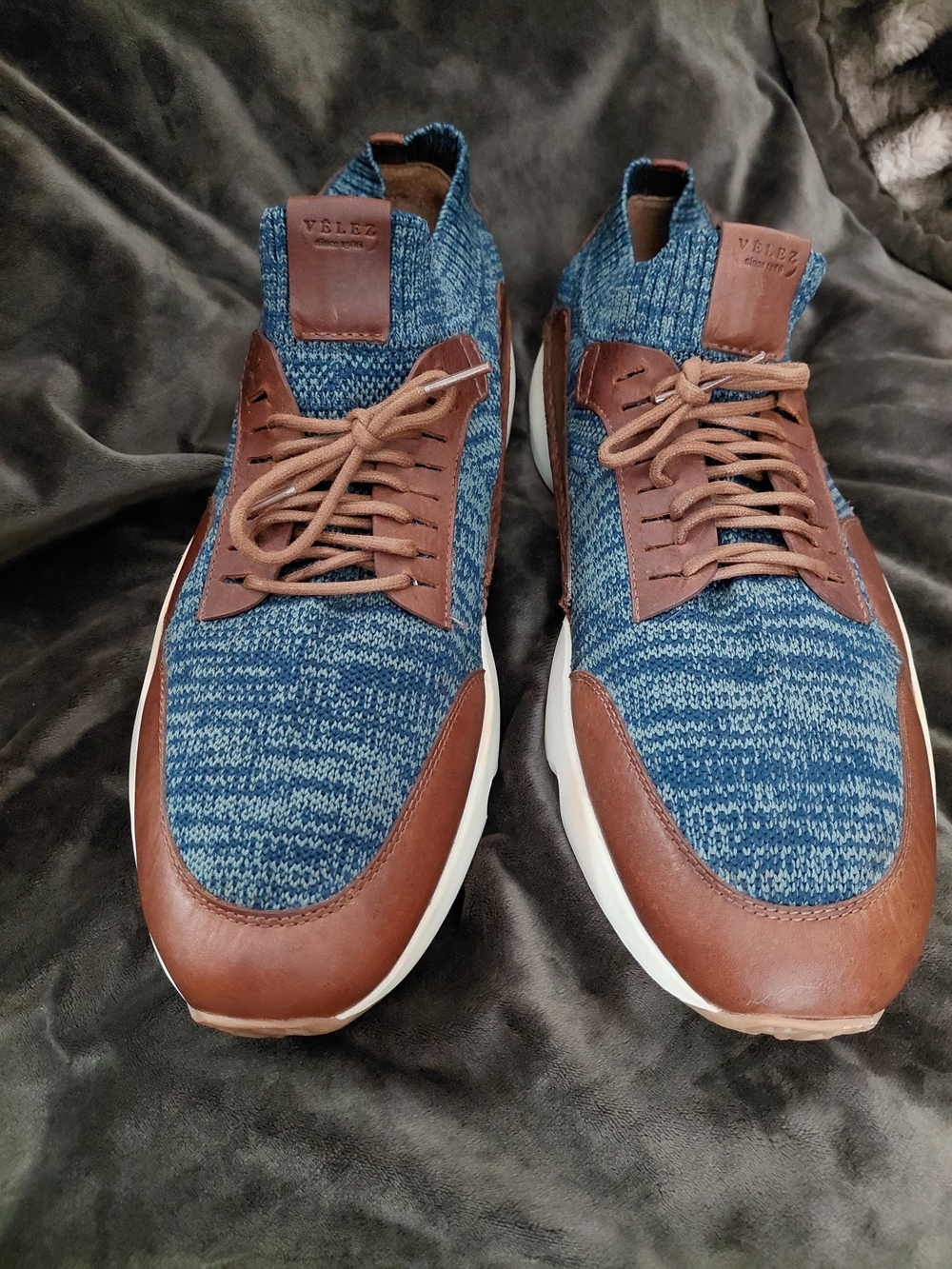 Velez Men’s Sneaker